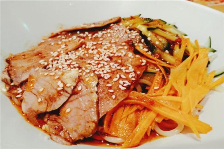 一面派牛肉面加盟