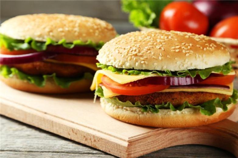 麦可滋现烤汉堡加盟