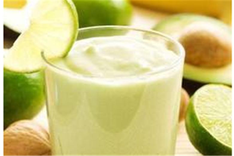 朝气满满鲜榨果汁加盟