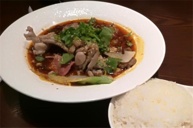 成都你六姐冒菜加盟