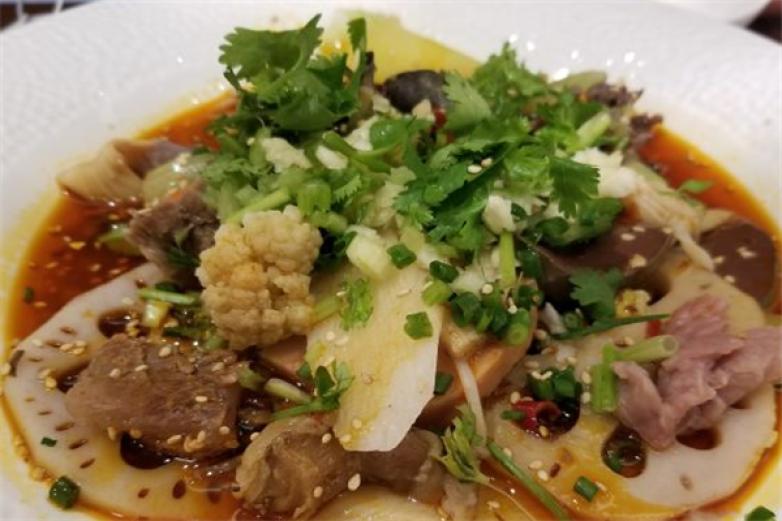 成都你六姐冒菜加盟