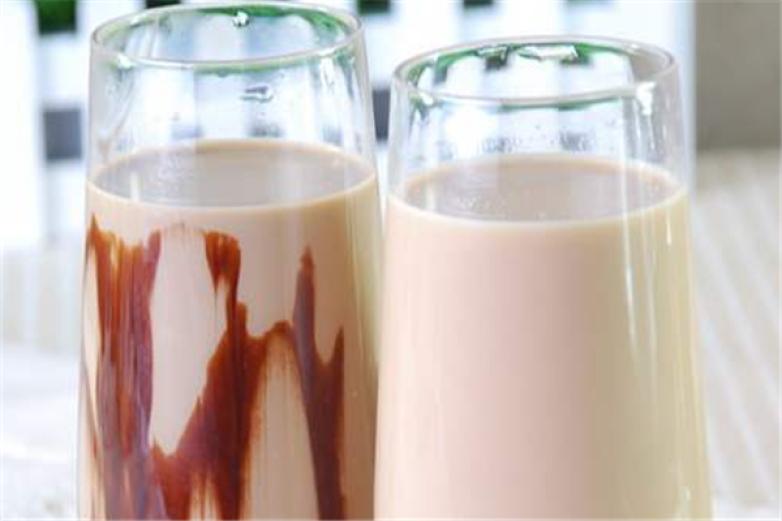 卢司令奶茶加盟