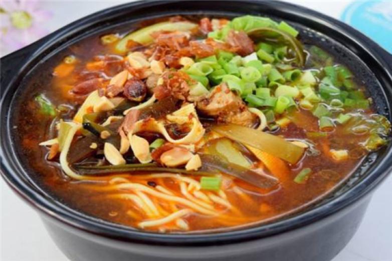 伊碗香砂锅拉面加盟