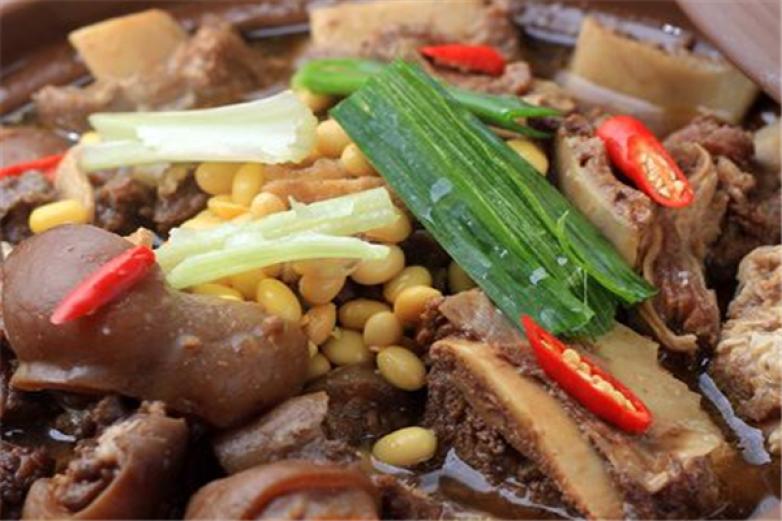 娃塔卡砂锅加盟