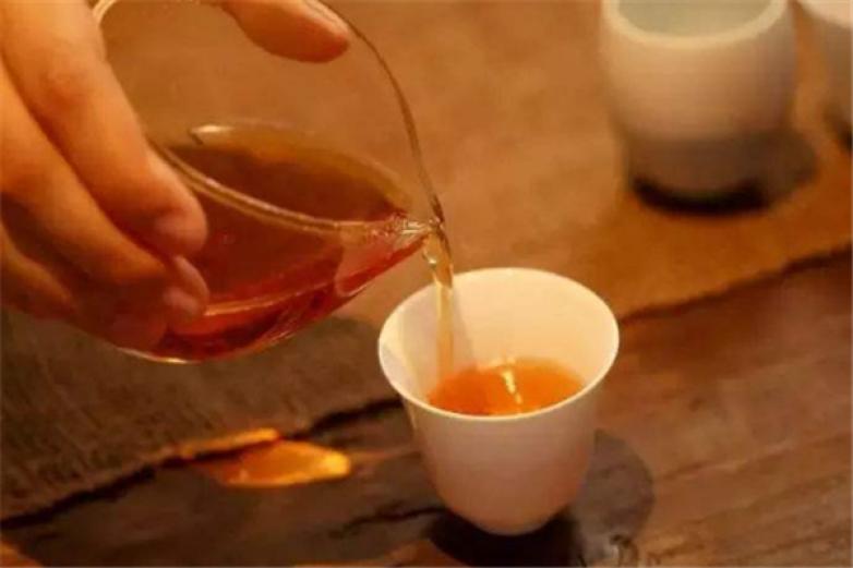 大碗茶饮品加盟