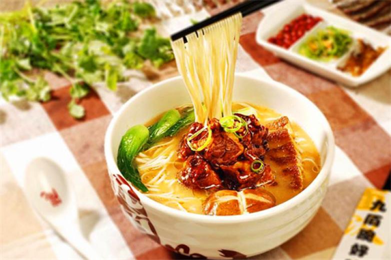 杭州九百碗老汤面加盟