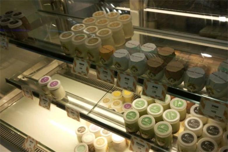 YAMI布甸仔饮品加盟