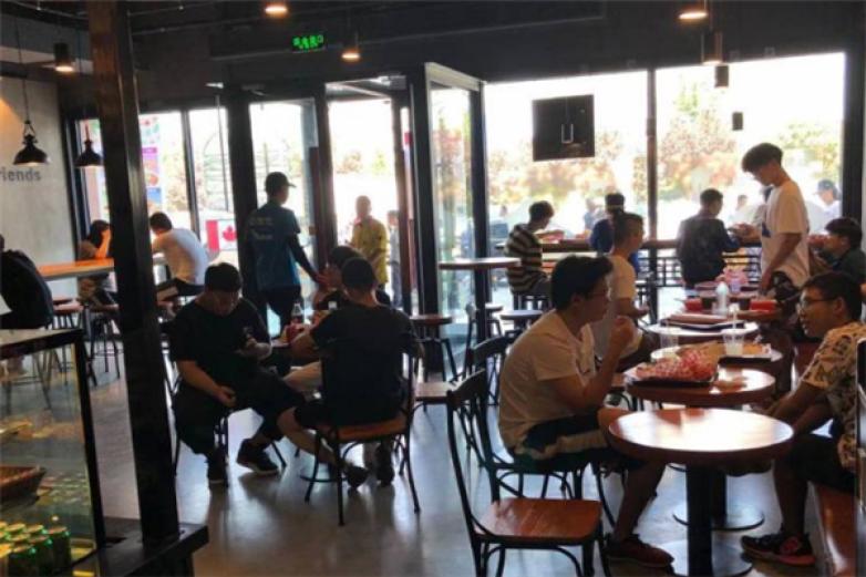 人人客汉堡炸鸡加盟