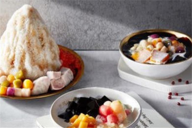 草本集茶饮加盟