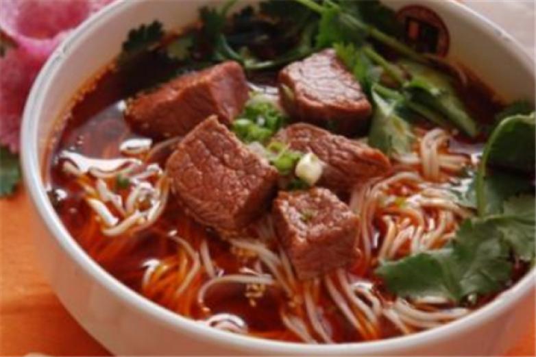 乡巴佬牛肉面加盟