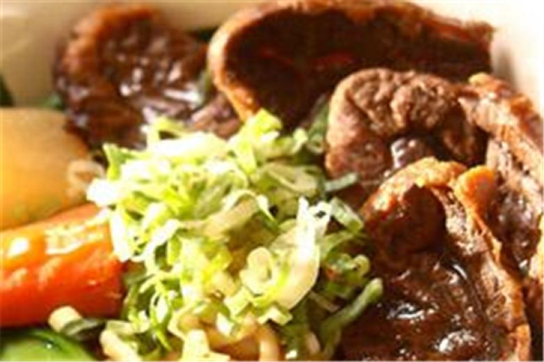 万里金汤牛肉面加盟