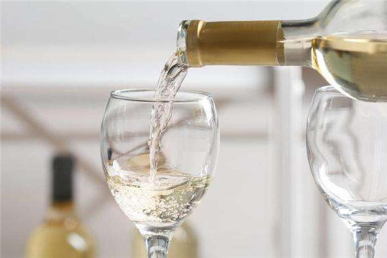 紫禁城酒业加盟