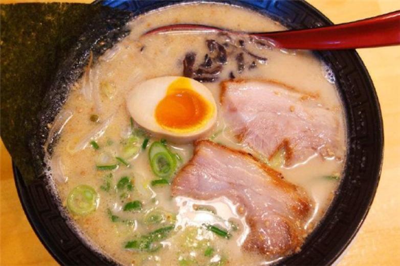 军武次拉面加盟