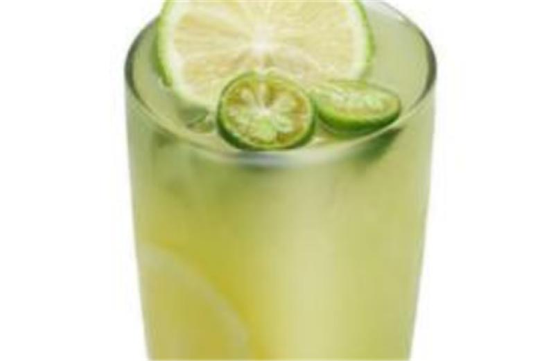 望左-泡泡撞茶加盟