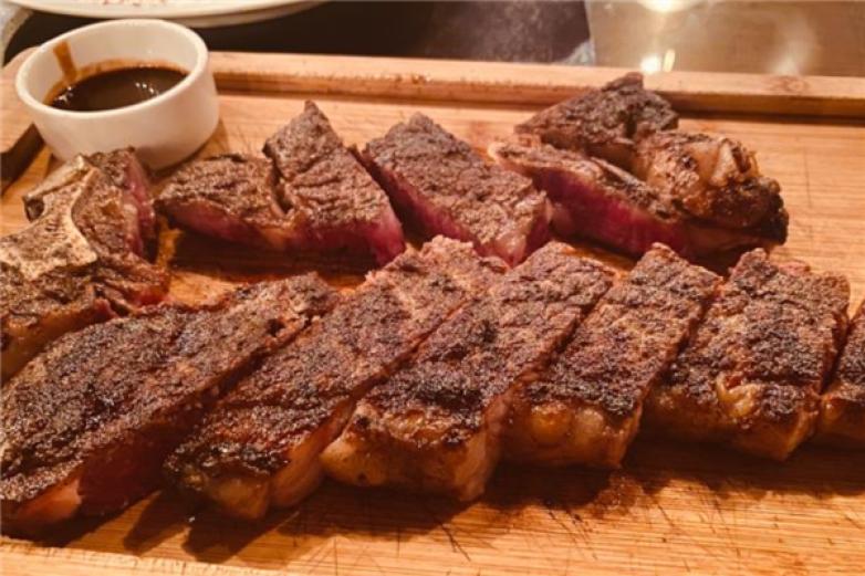 1515牛排馆&middot;酒吧加盟