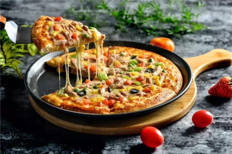 欧曼菲披萨加盟