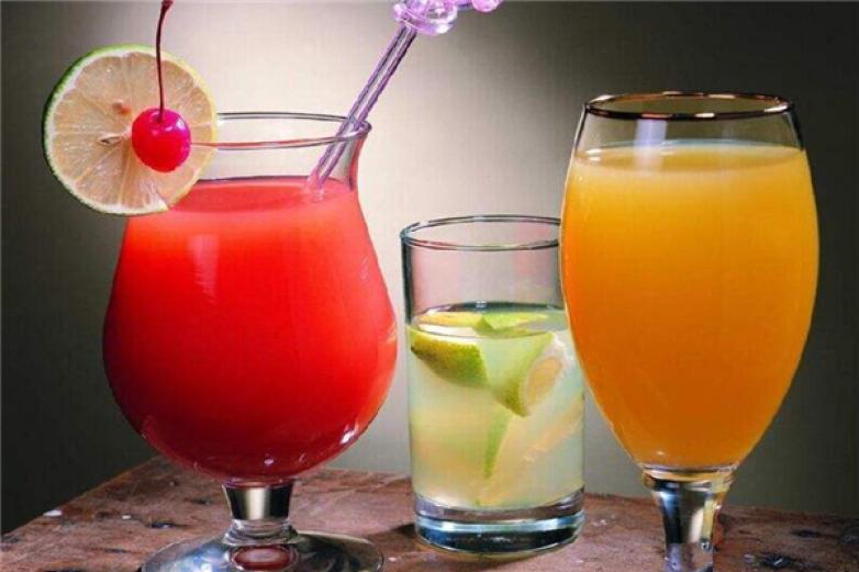 鲜果蜜语饮品加盟