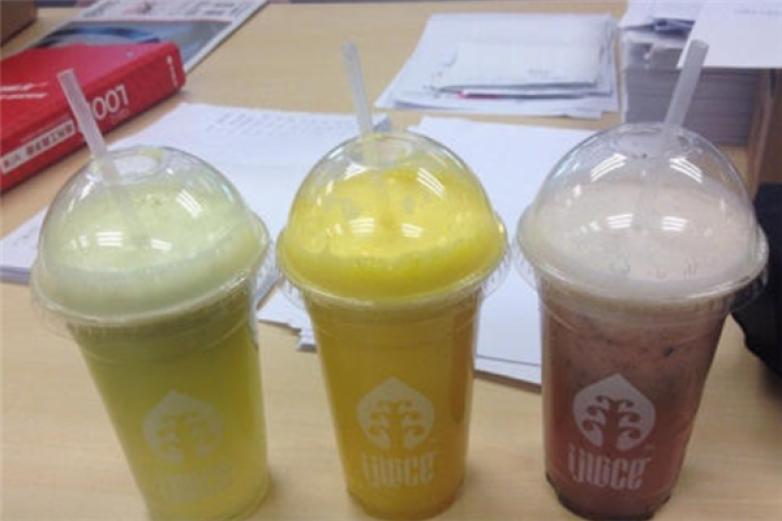 果之满满饮品加盟