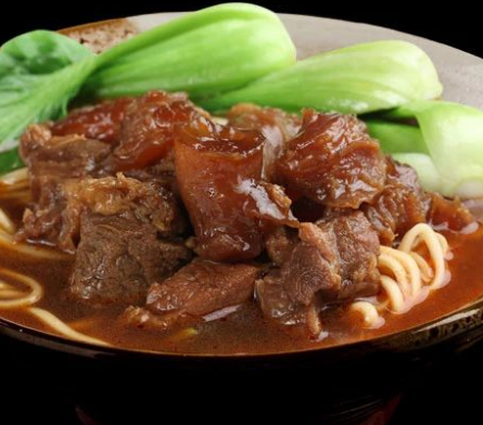 搞面台湾牛肉面
