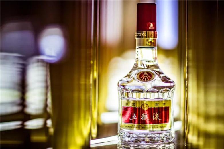 赋源五粮液白酒加盟