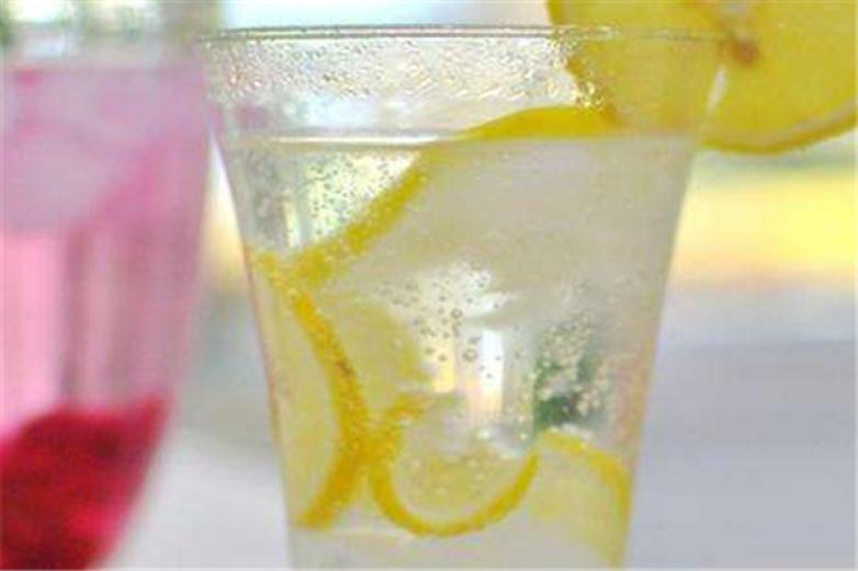 相遇识茶饮品加盟