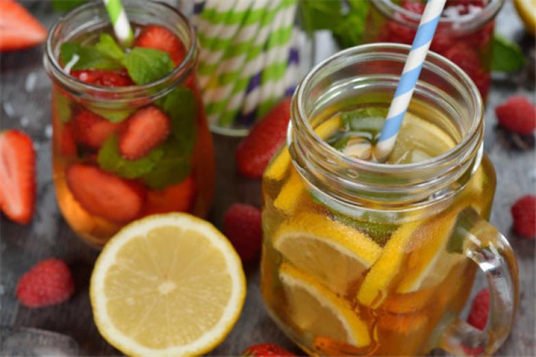 橘子工坊饮品加盟