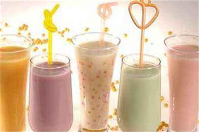 每日鲜奶吧饮品加盟