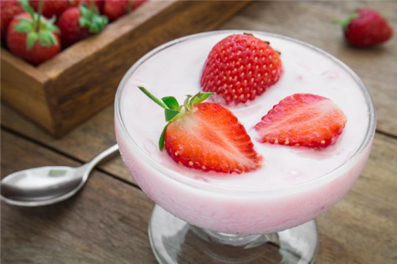 巴乐士鲜奶吧饮品加盟