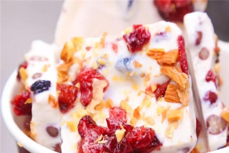 一口酸炒酸奶加盟