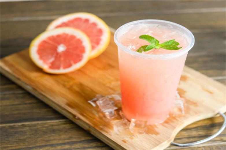 哆卡果茶饮品加盟