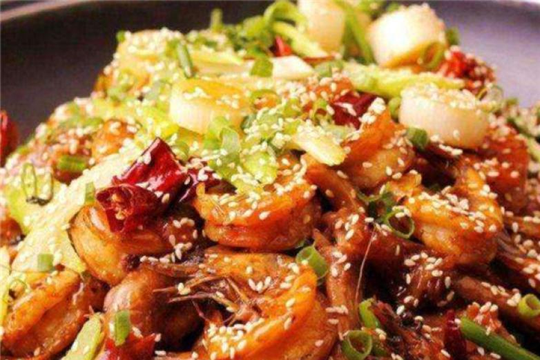 川之语麻辣香锅加盟