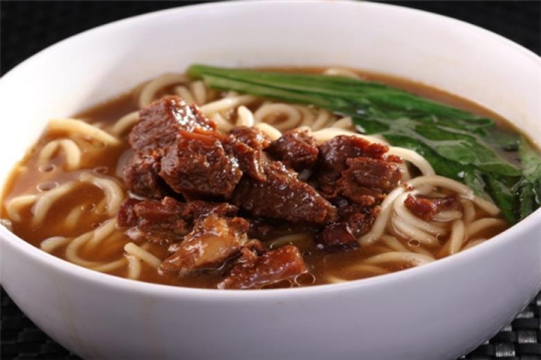 百旗氏牛腩小面加盟