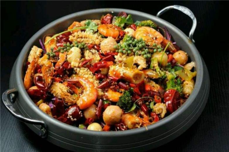 慕川麻辣香锅加盟