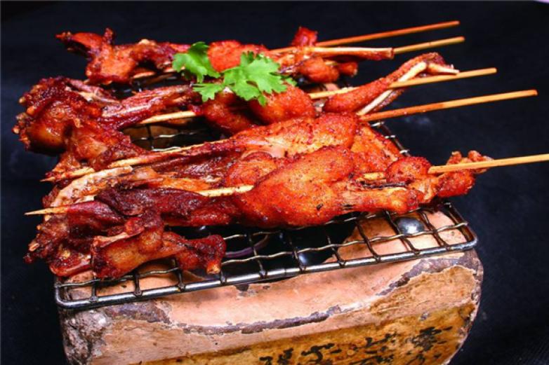 墨记烤牛蛙加盟