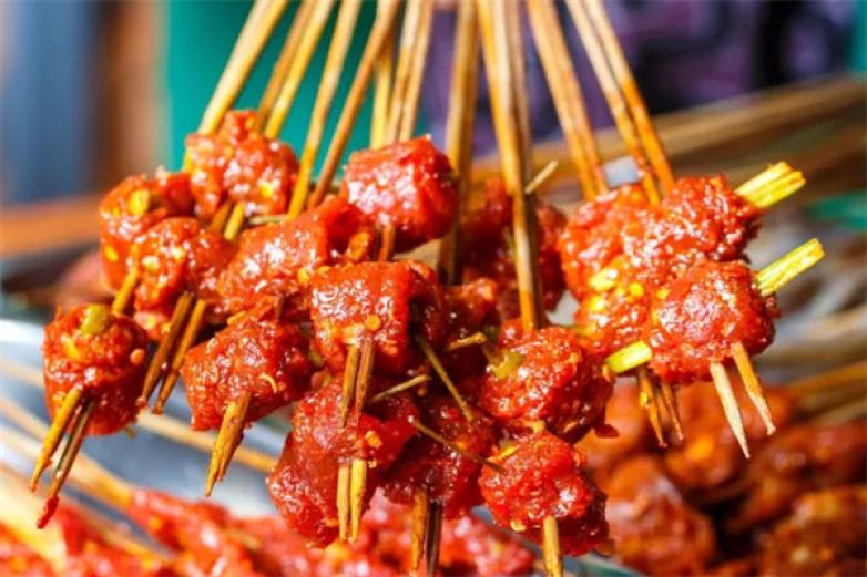 超哥串子火锅加盟