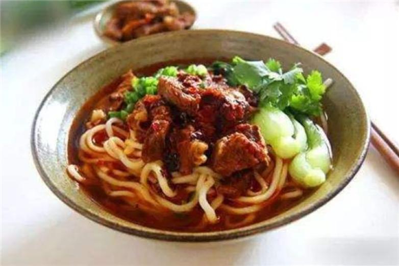 棒仔牛肉面加盟