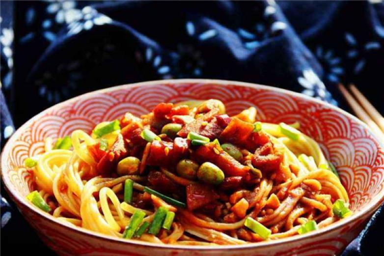 久品热干面加盟