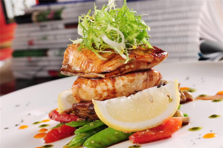 咖喱盒子西餐加盟