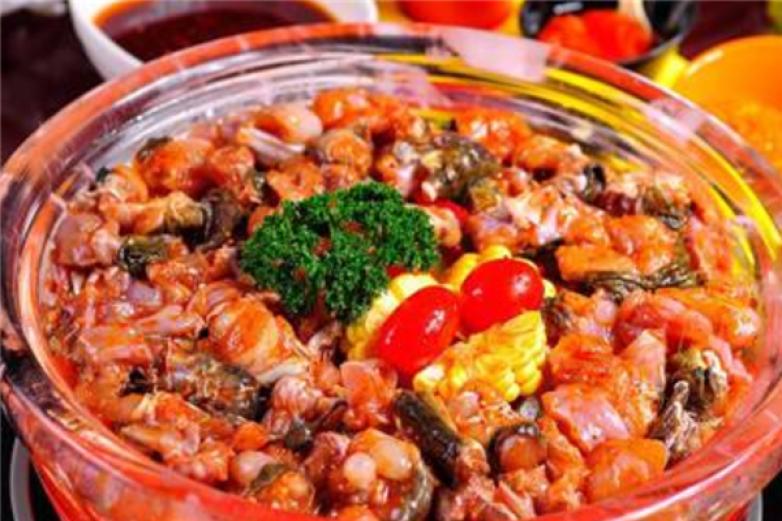 尚鼎鲜水晶焖锅加盟