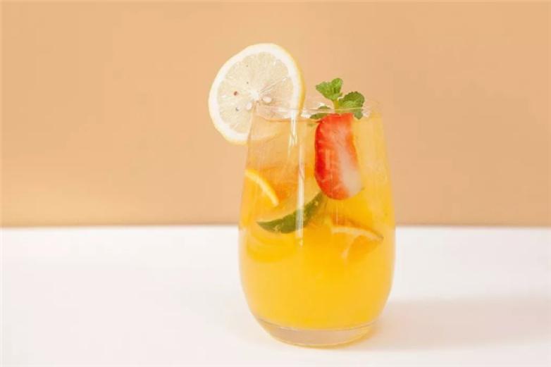 鲜果鲜茶饮品加盟