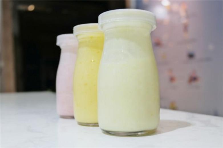 爱尚鲜奶吧饮品加盟