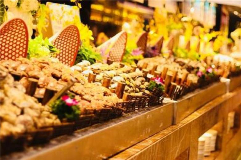 来可海鲜烤肉自助加盟