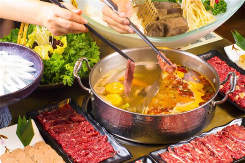 维克餐饮牛肉火锅加盟