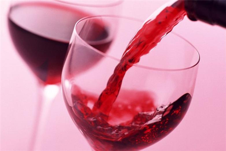 阿尔岱雪红酒加盟