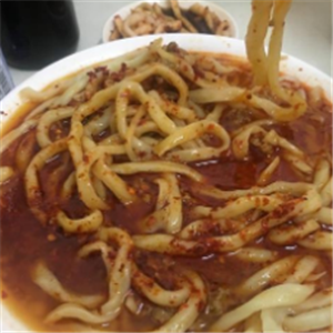 二姐手擀麻辣面