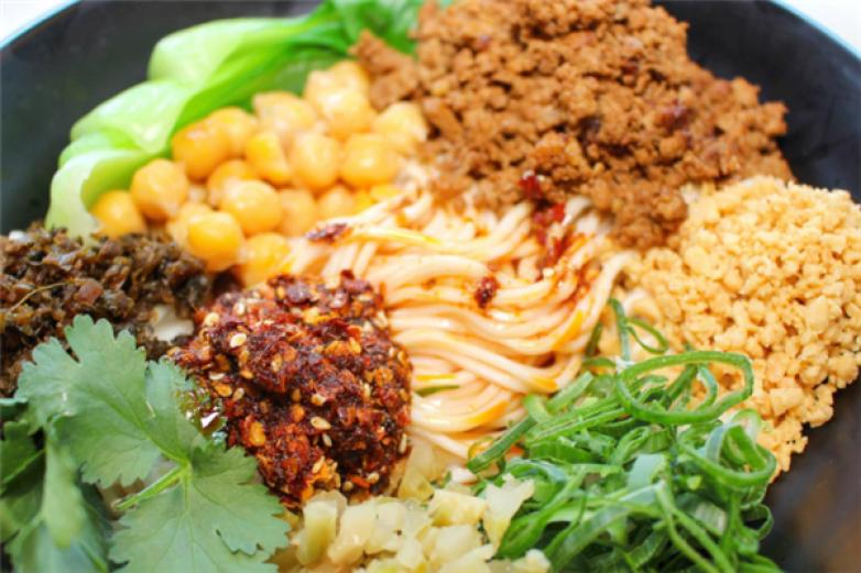 董你这一面加盟