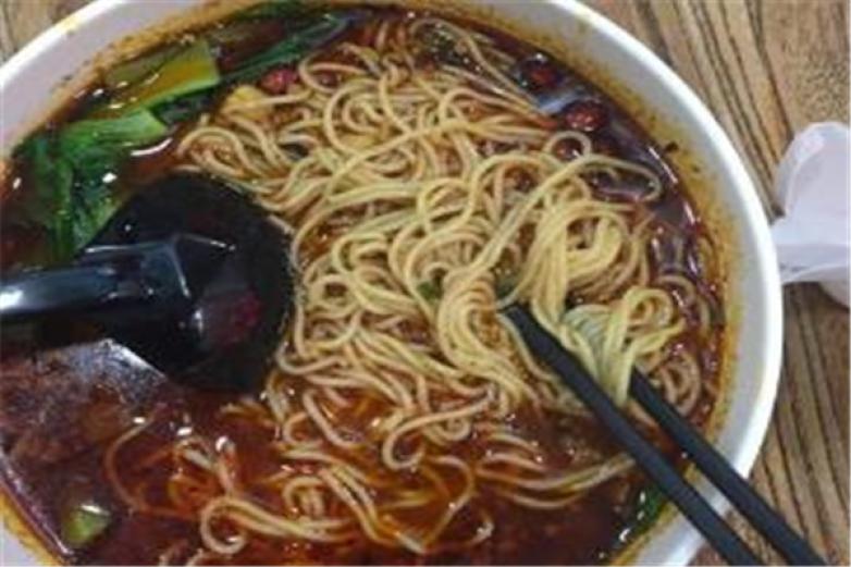 来自春天的小面加盟