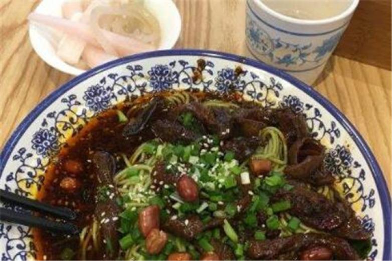 来自春天的小面加盟