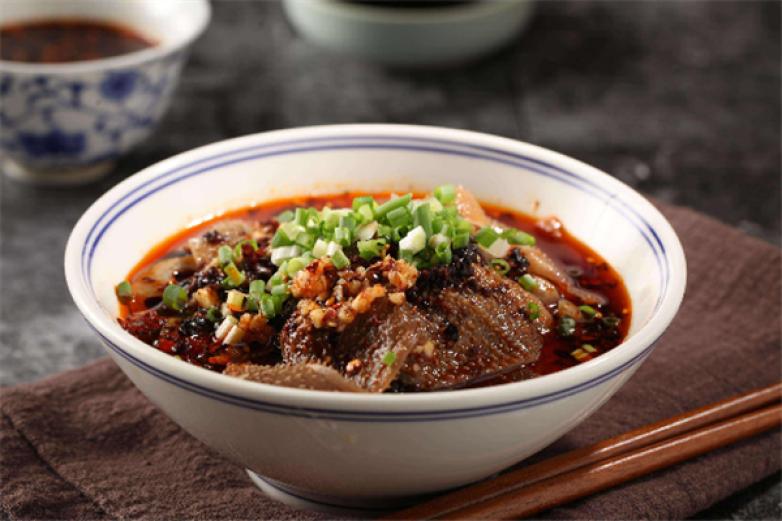 成都爱焱冒菜加盟