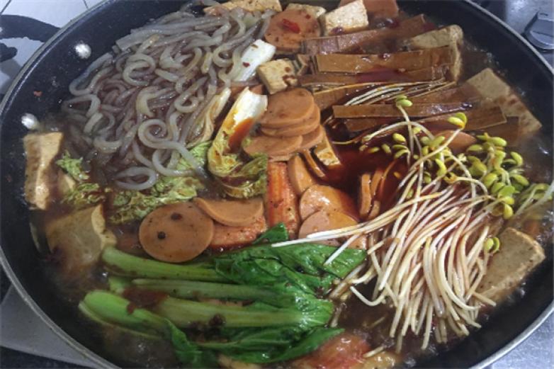 成都爱焱冒菜加盟